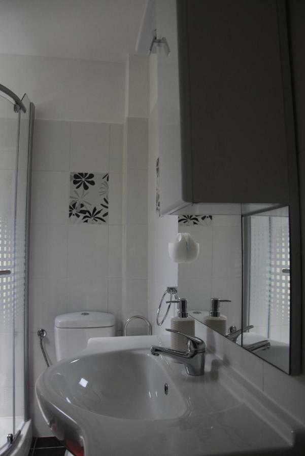 Apartman Ana Apartment ซาลี ภายนอก รูปภาพ