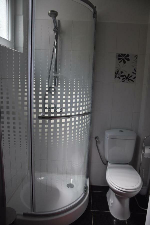 Apartman Ana Apartment ซาลี ภายนอก รูปภาพ